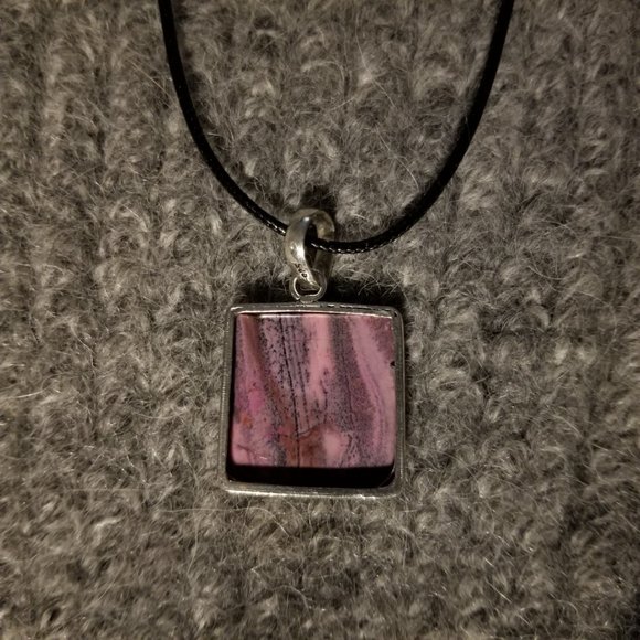 Porcelain jasper gemstone pendant, silver plate, black cord, artisan made, new - Picture 3 of 4